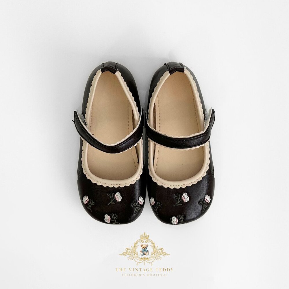 NWT Pretty Girls Mary Jane Flats Embroidered Cute Children's Shoes Brown 8.5 - Picture 5 of 6